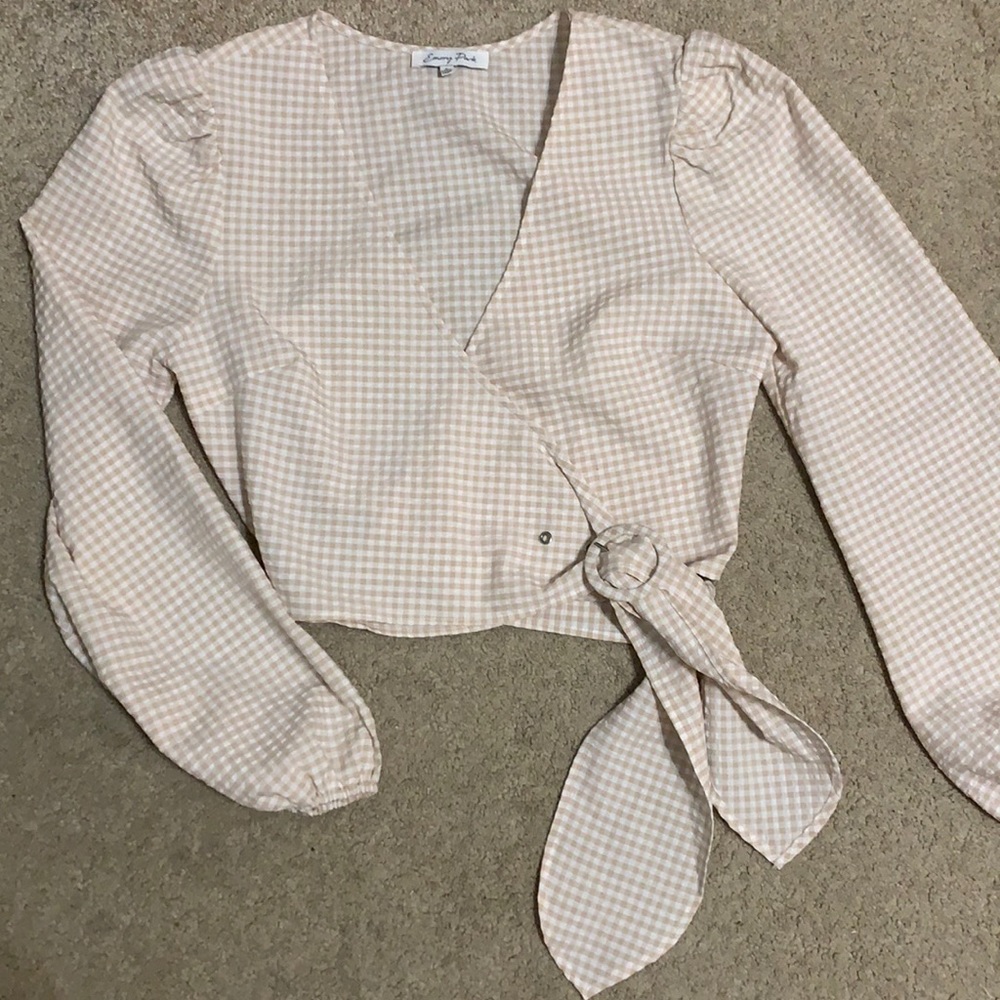 NEVER WORN Pink Gingham Puff Sleeve Wrap Top